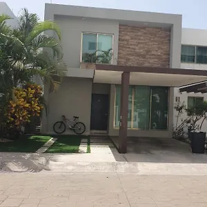 Casa En Residencial De Lujo, 3 Habitaciones, Confort, Seguridad Y Ubicación Сasa de vacaciones